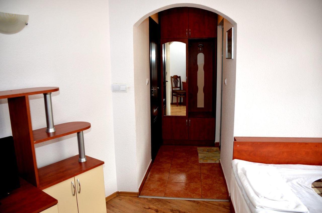 Family Hotel Daisy Borino Kültér fotó