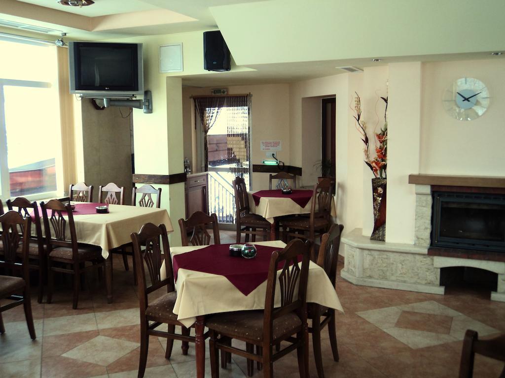 Family Hotel Daisy Borino Kültér fotó
